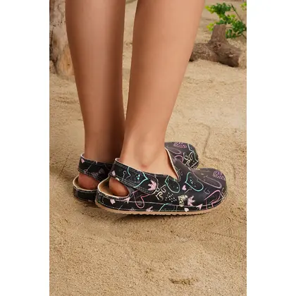 1055 Neon Şekiller Baskılı Step Sandalet